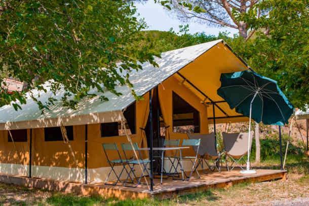 Camping Onlycamp Les Tuilleres Vercheny Екстериор снимка