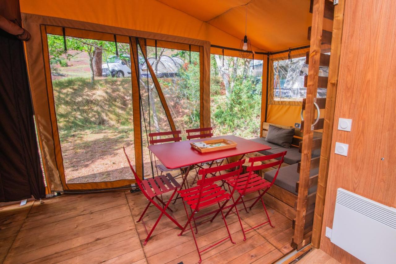 Camping Onlycamp Les Tuilleres Vercheny Екстериор снимка