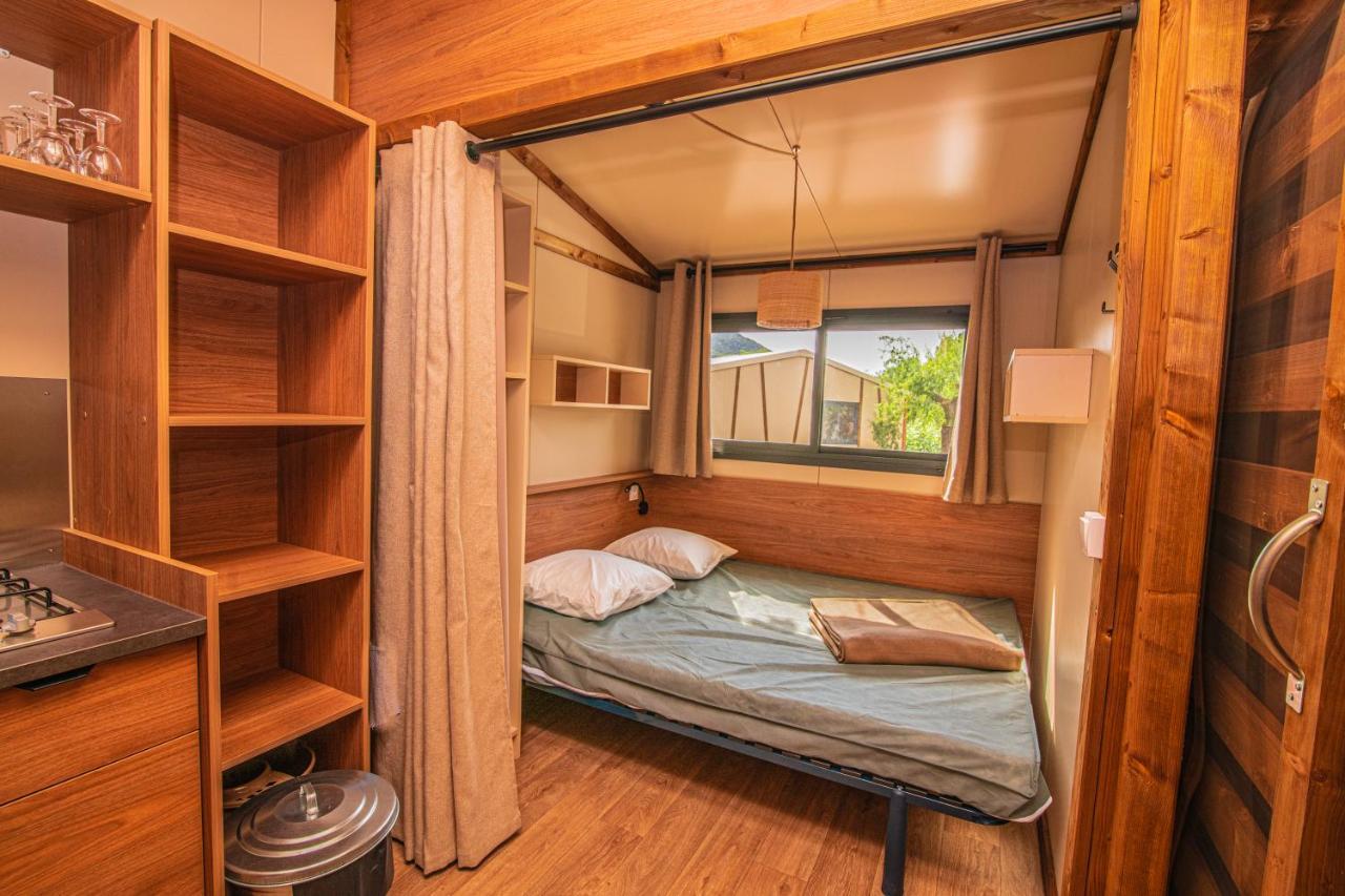 Camping Onlycamp Les Tuilleres Vercheny Екстериор снимка